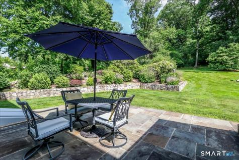 21 White Pine Drive Brookfield CT 06804