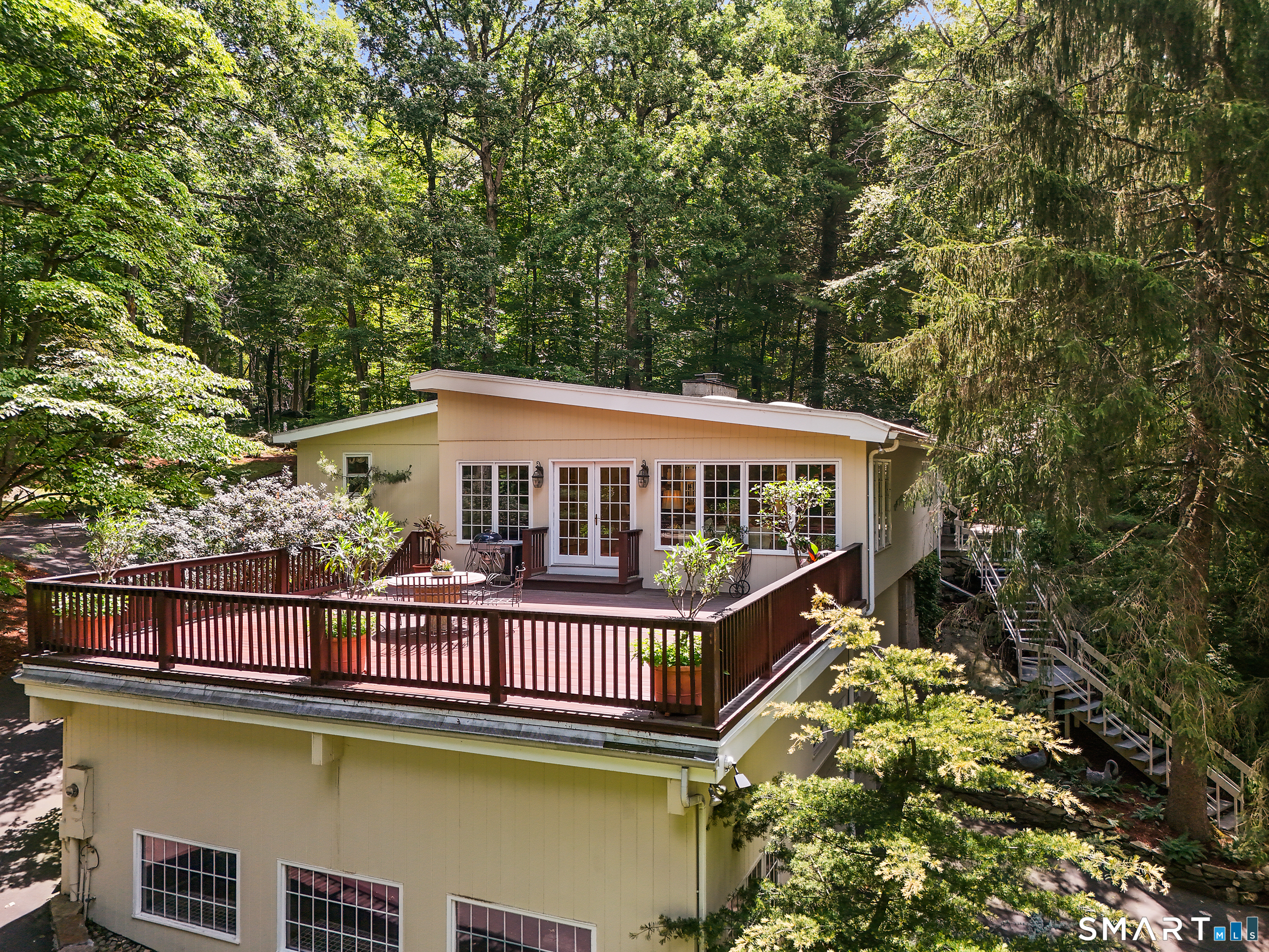 58 Arrow Head Drive Stamford CT 06903