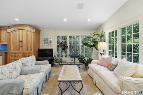 58 Arrow Head Drive Stamford CT 06903
