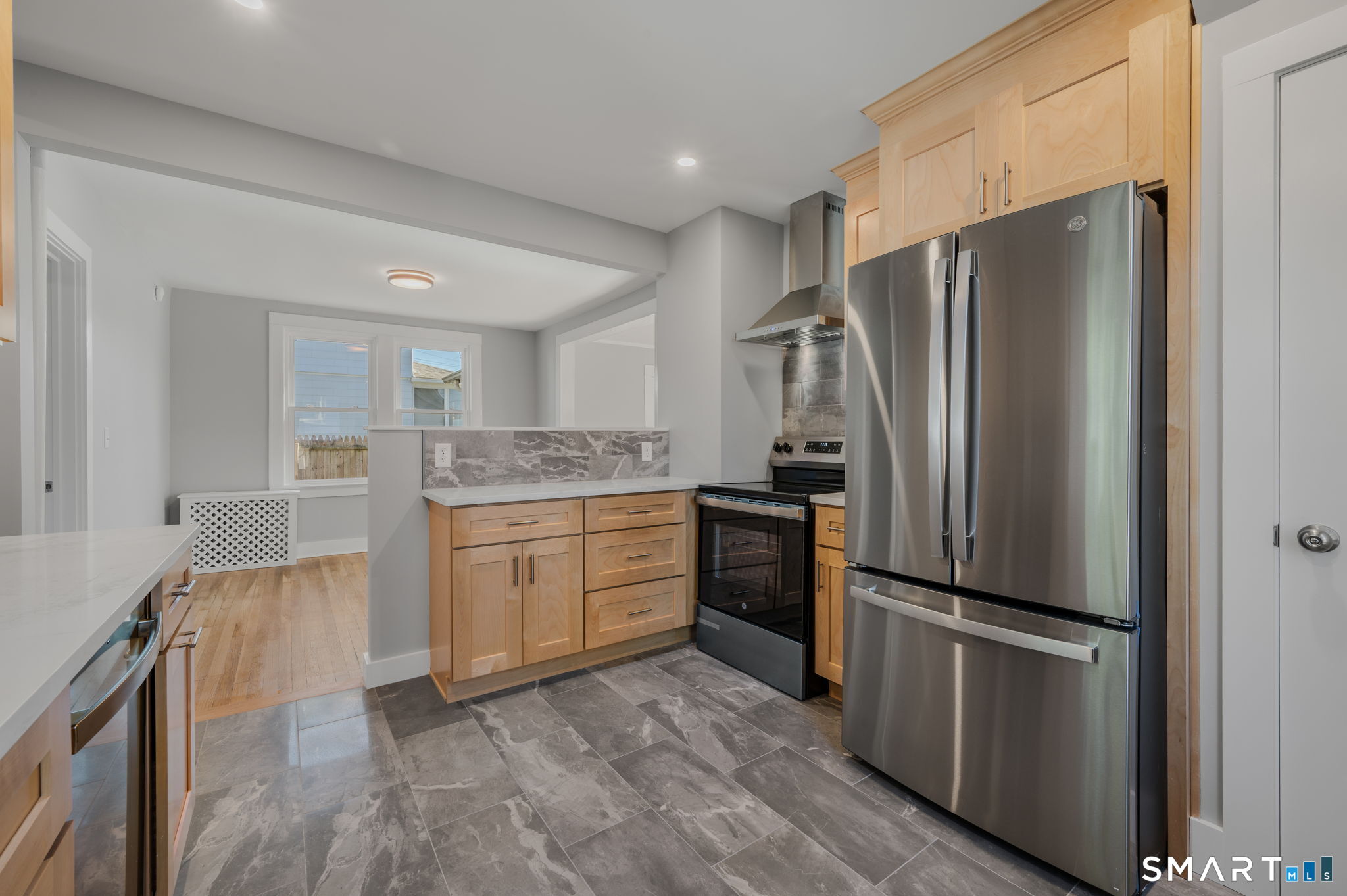 27 Dell Avenue New London CT 06320