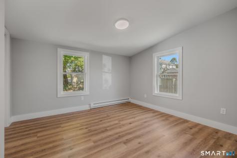 27 Dell Avenue New London CT 06320