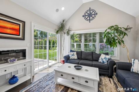 6 Fencove Court Old Saybrook CT 06475