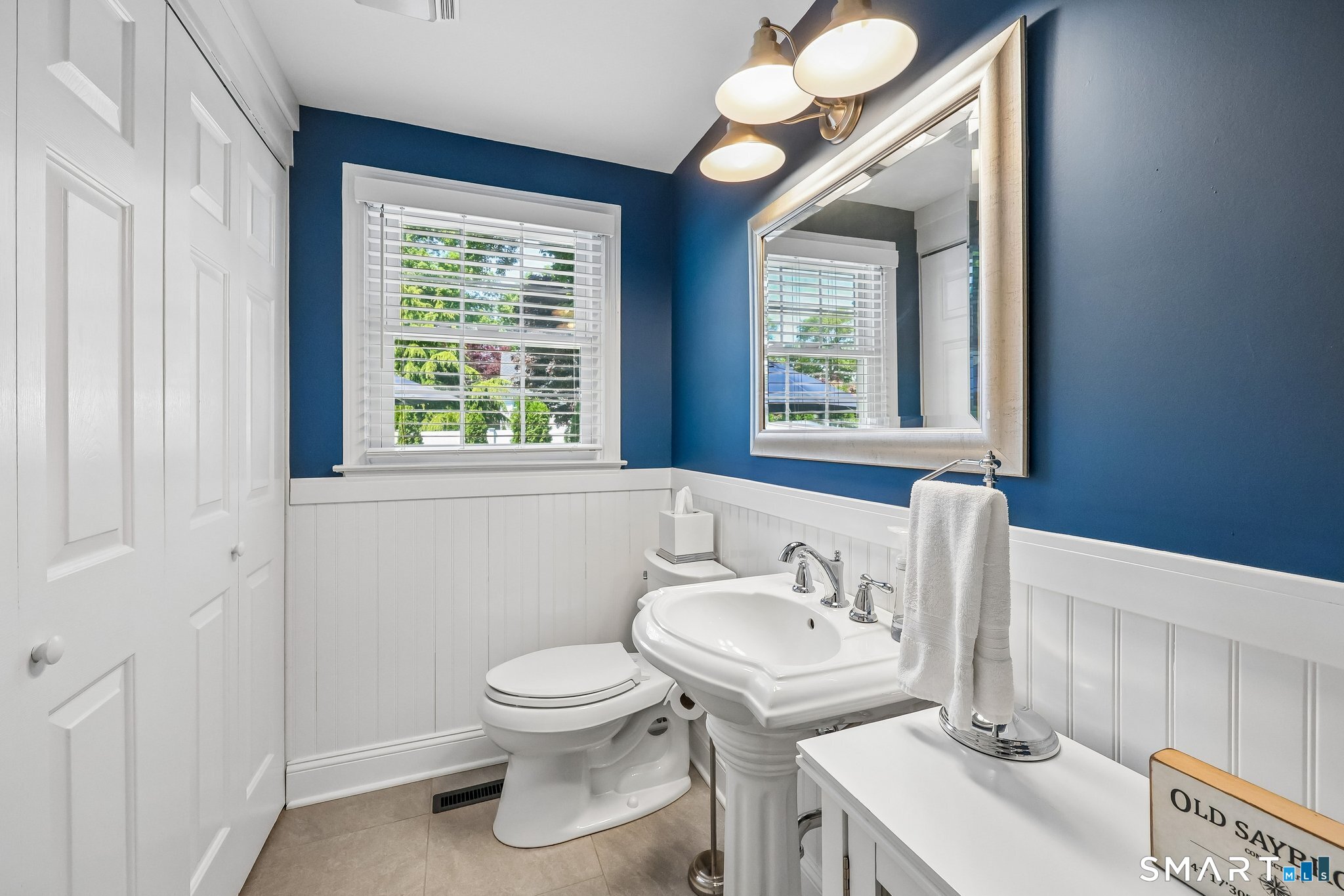 6 Fencove Court Old Saybrook CT 06475