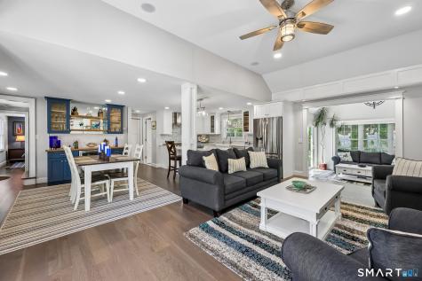 6 Fencove Court Old Saybrook CT 06475