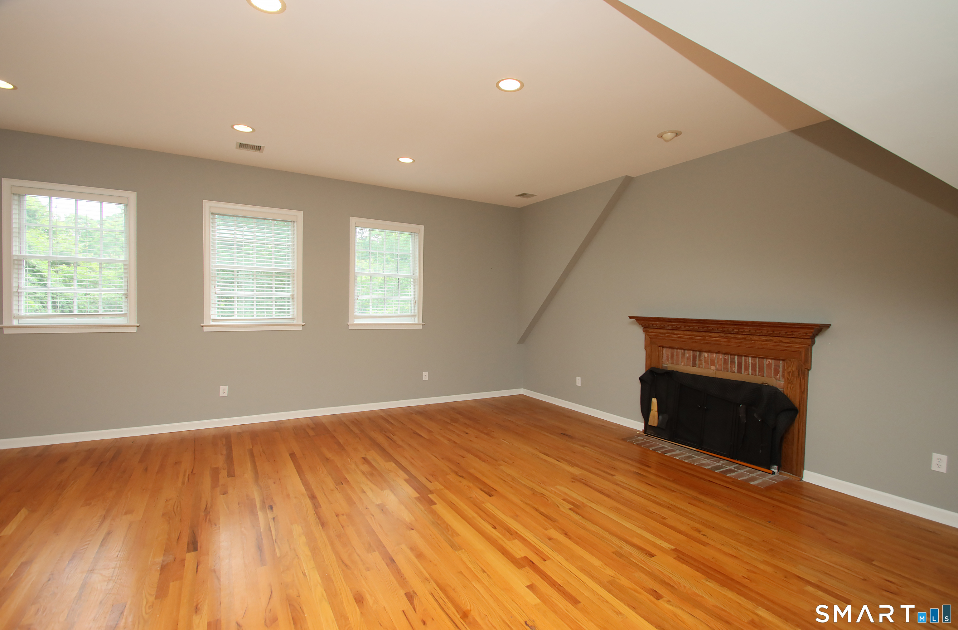 11 Long Meadow Lane Redding CT 06896