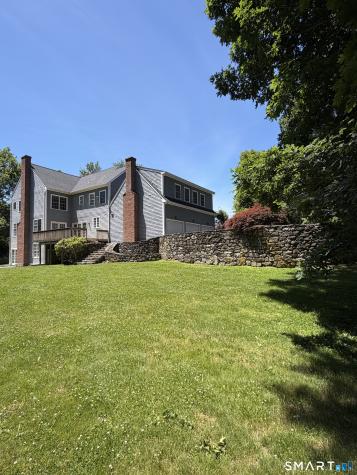 11 Long Meadow Lane Redding CT 06896