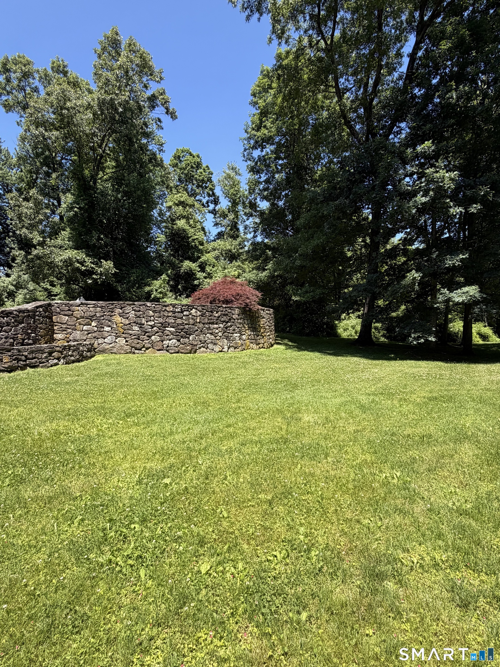 11 Long Meadow Lane Redding CT 06896