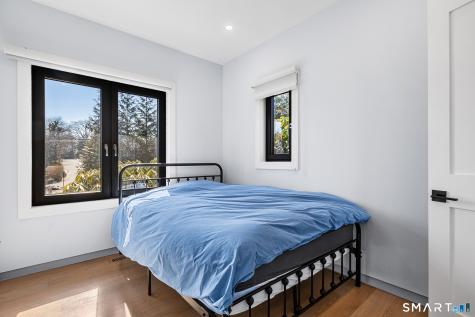 31 Thornhill Road Greenwich CT 06878