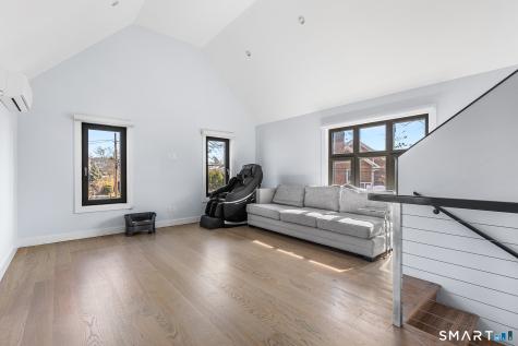 31 Thornhill Road Greenwich CT 06878