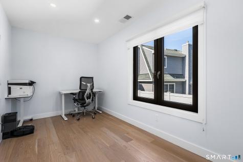 31 Thornhill Road Greenwich CT 06878