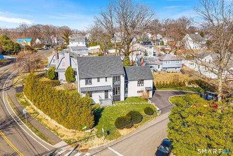 31 Thornhill Road Greenwich CT 06878
