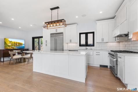 31 Thornhill Road Greenwich CT 06878