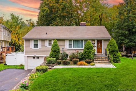 69 Glenwood Avenue Norwalk CT 06854