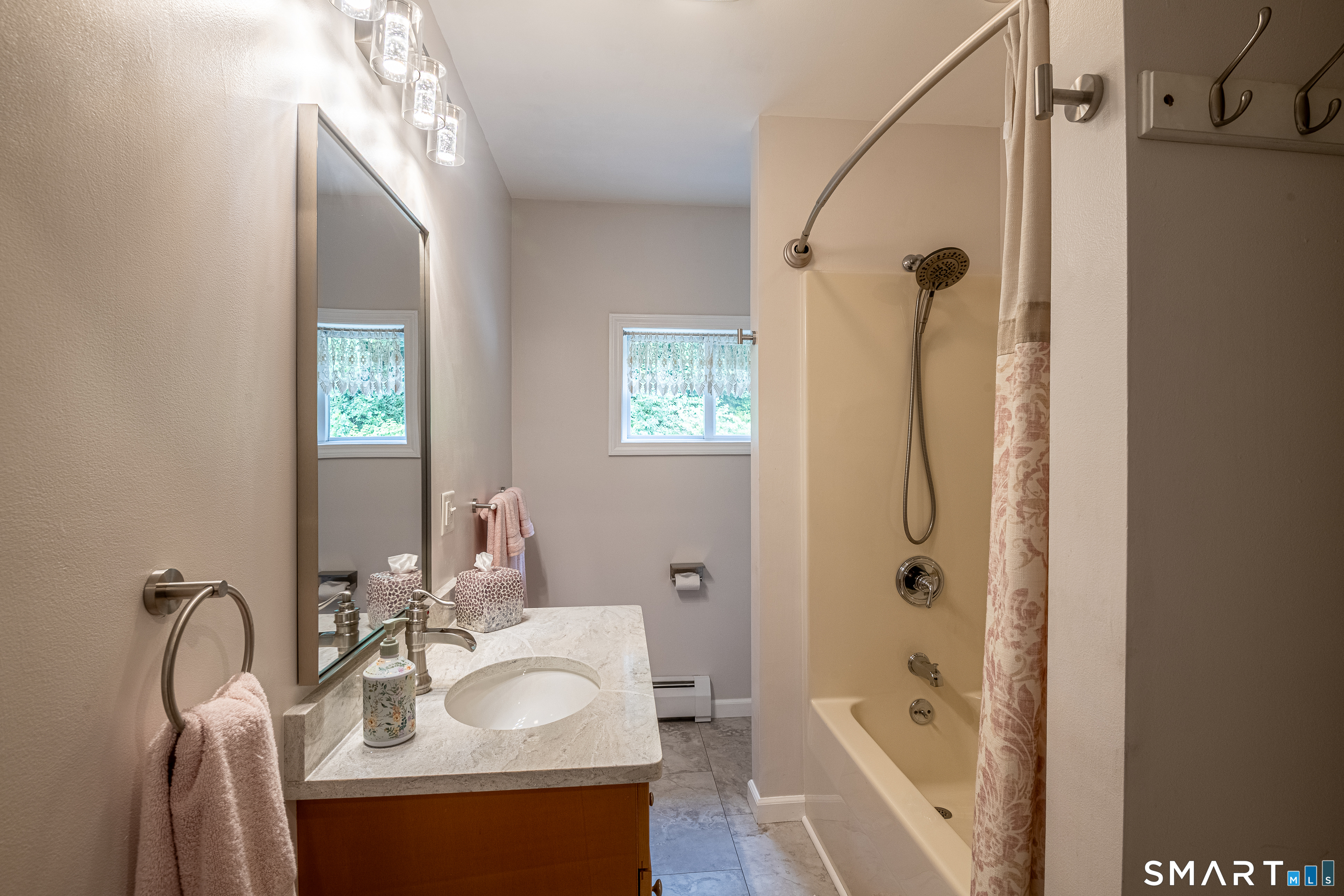 106 Steinmann Avenue Middlebury CT 06762