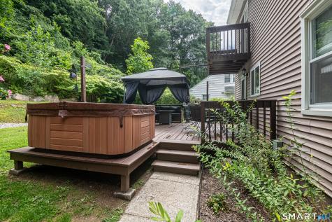 106 Steinmann Avenue Middlebury CT 06762