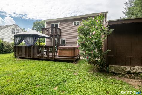 106 Steinmann Avenue Middlebury CT 06762