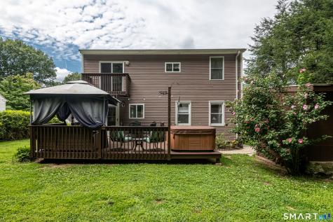 106 Steinmann Avenue Middlebury CT 06762
