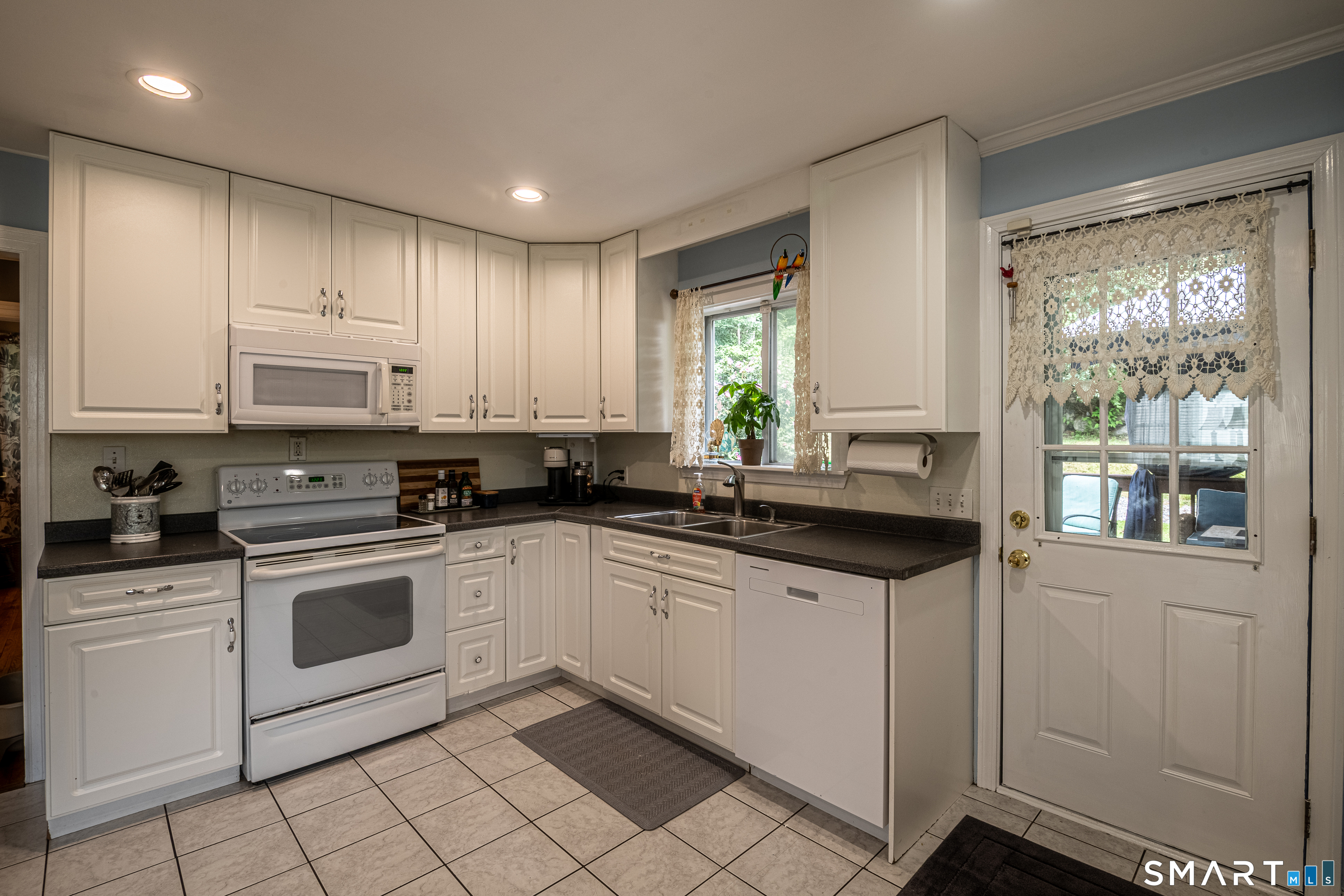 106 Steinmann Avenue Middlebury CT 06762