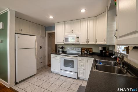 106 Steinmann Avenue Middlebury CT 06762
