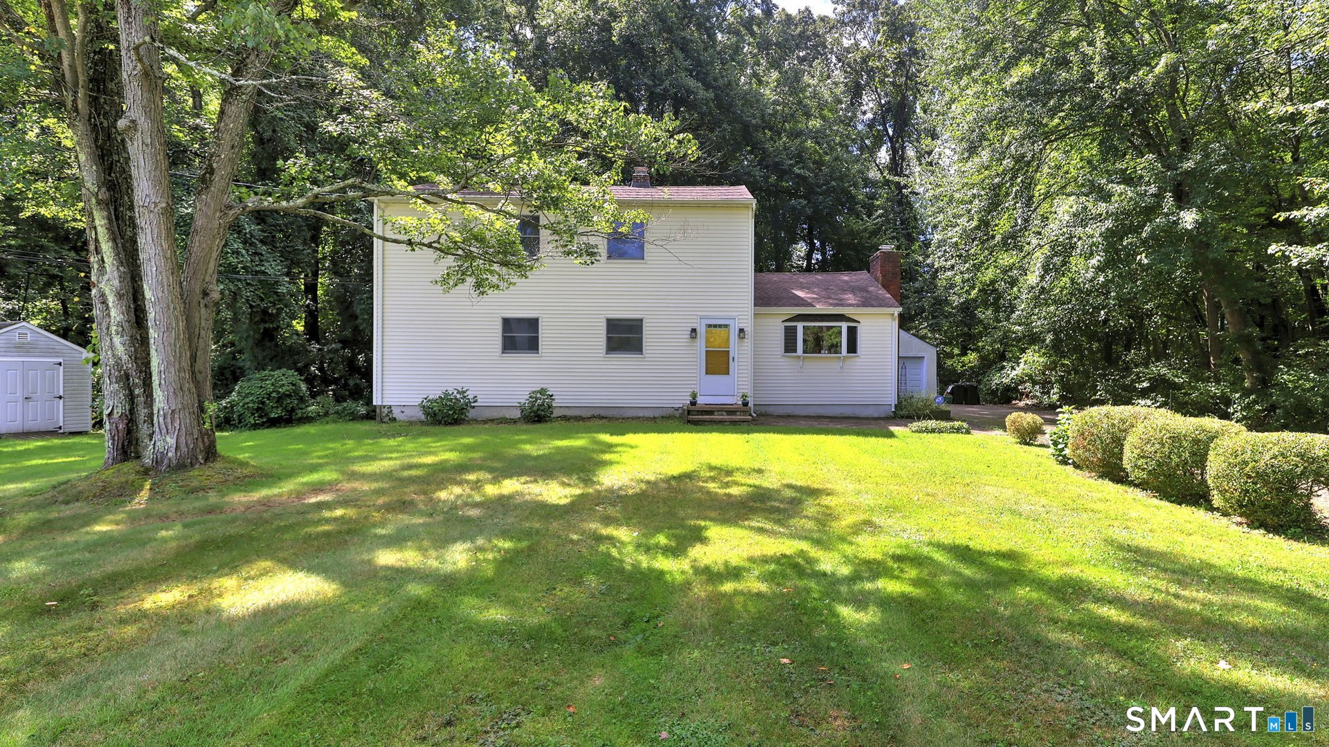 22 Central Avenue North Haven CT 06473