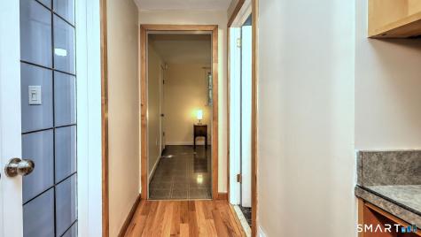 22 Central Avenue North Haven CT 06473