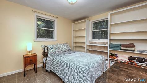 22 Central Avenue North Haven CT 06473