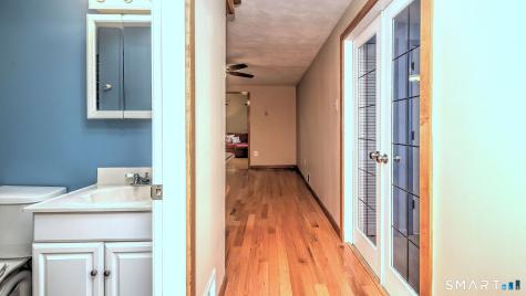22 Central Avenue North Haven CT 06473