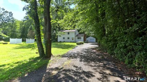 22 Central Avenue North Haven CT 06473