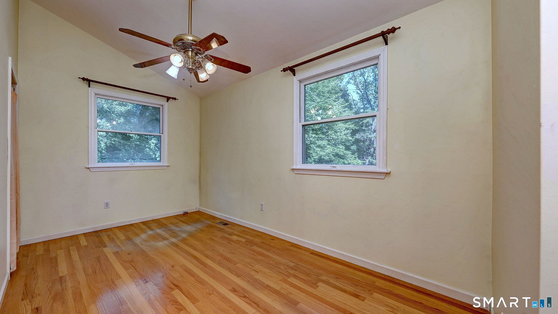 22 Central Avenue North Haven CT 06473