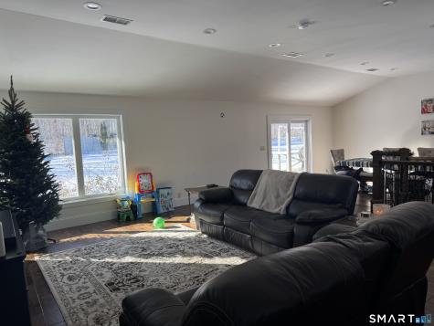 939 Boston Turnpike Bolton CT 06043