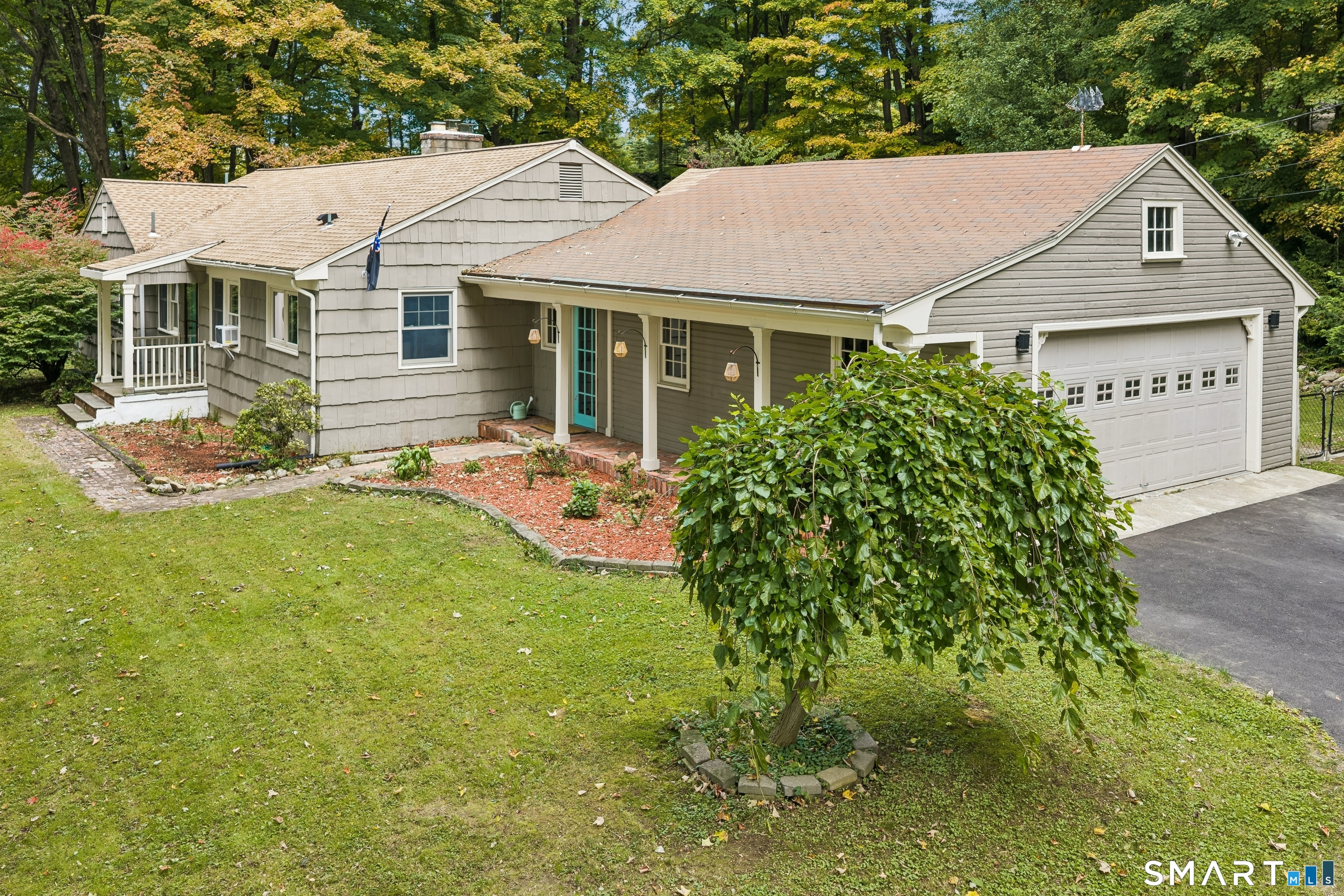 27 Hattertown Road Newtown CT 06470