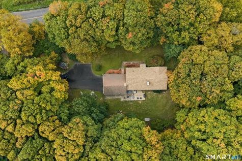 27 Hattertown Road Newtown CT 06470