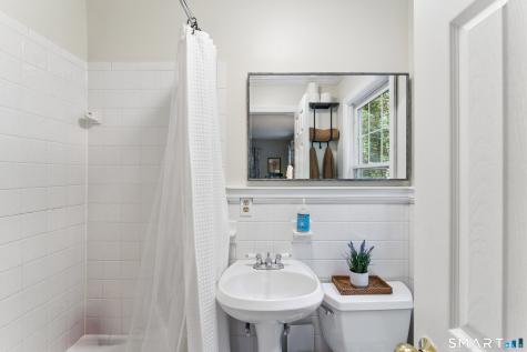 27 Hattertown Road Newtown CT 06470
