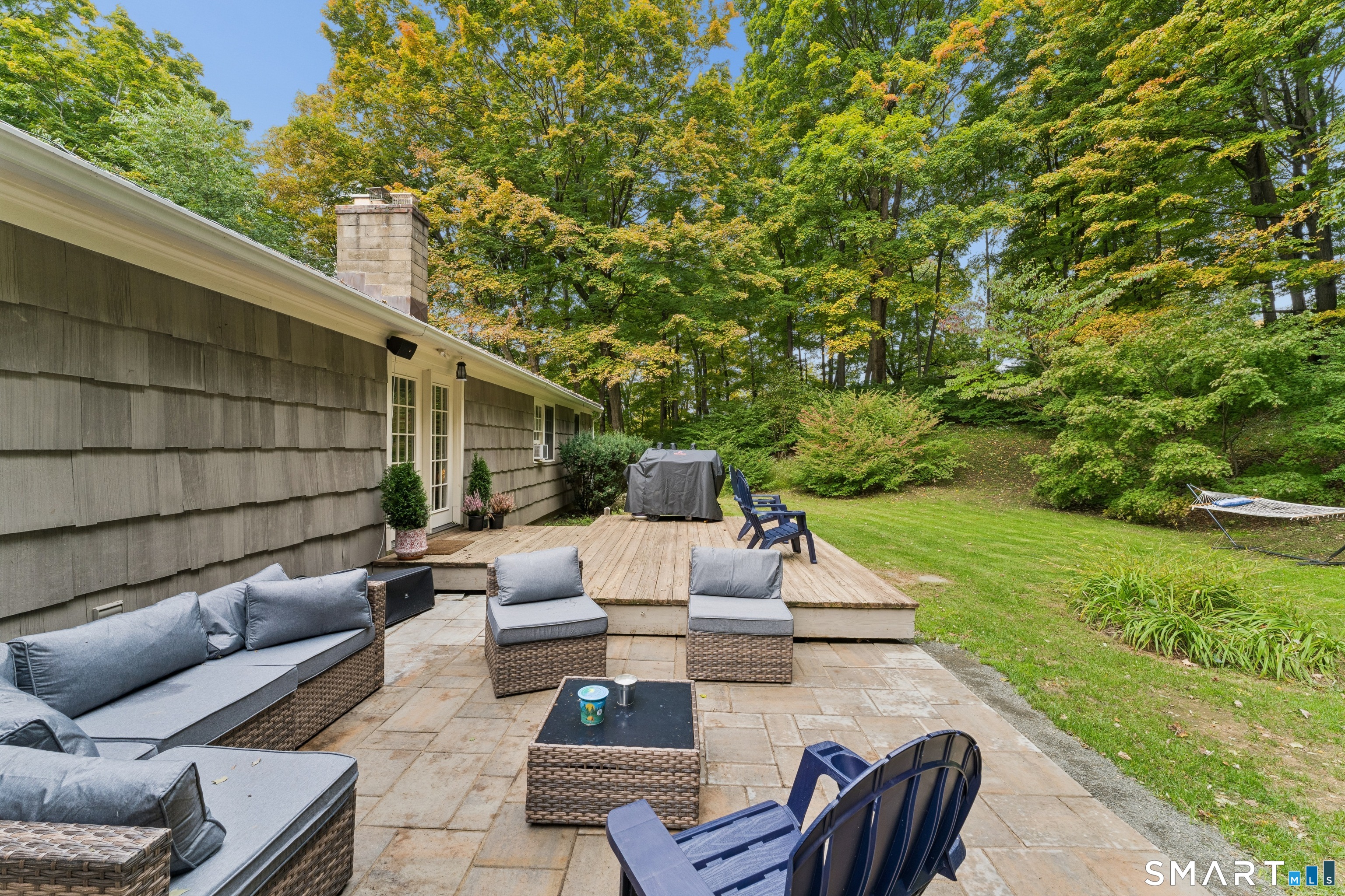 27 Hattertown Road Newtown CT 06470