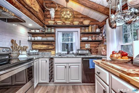 49 River Road Clinton CT 06413