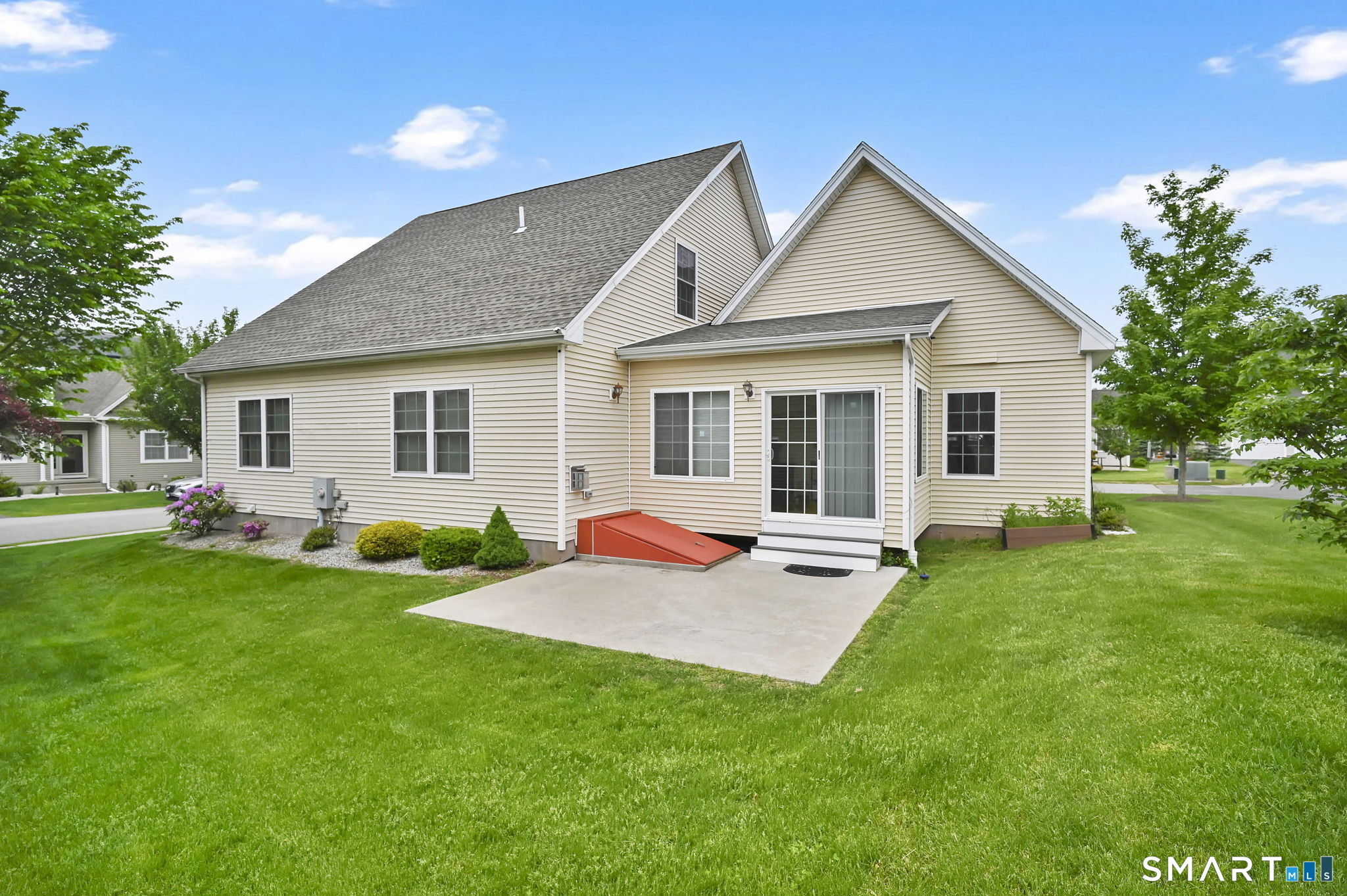 2 Christopher Court Ellington CT 06029
