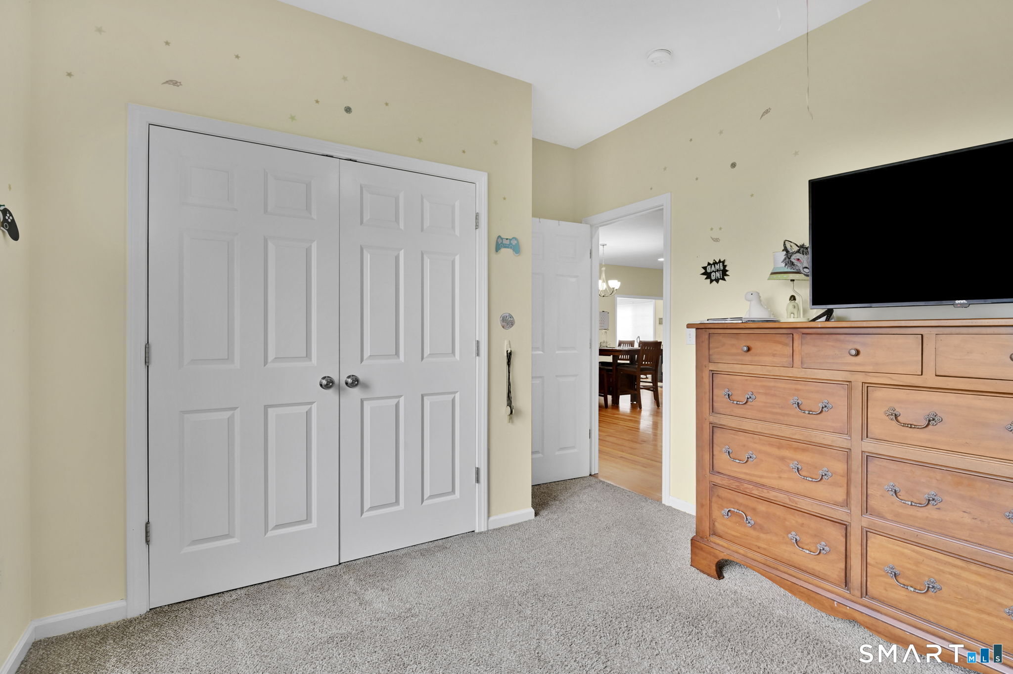 2 Christopher Court Ellington CT 06029