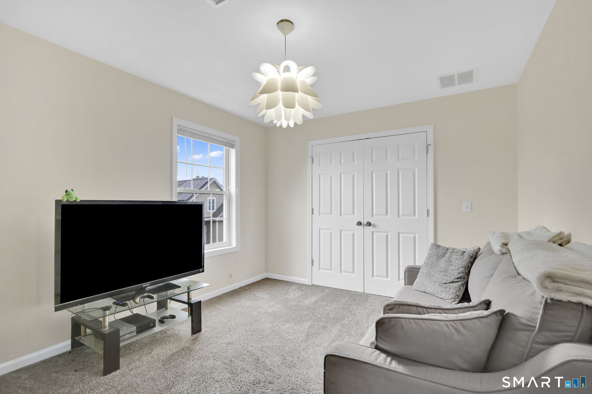 2 Christopher Court Ellington CT 06029