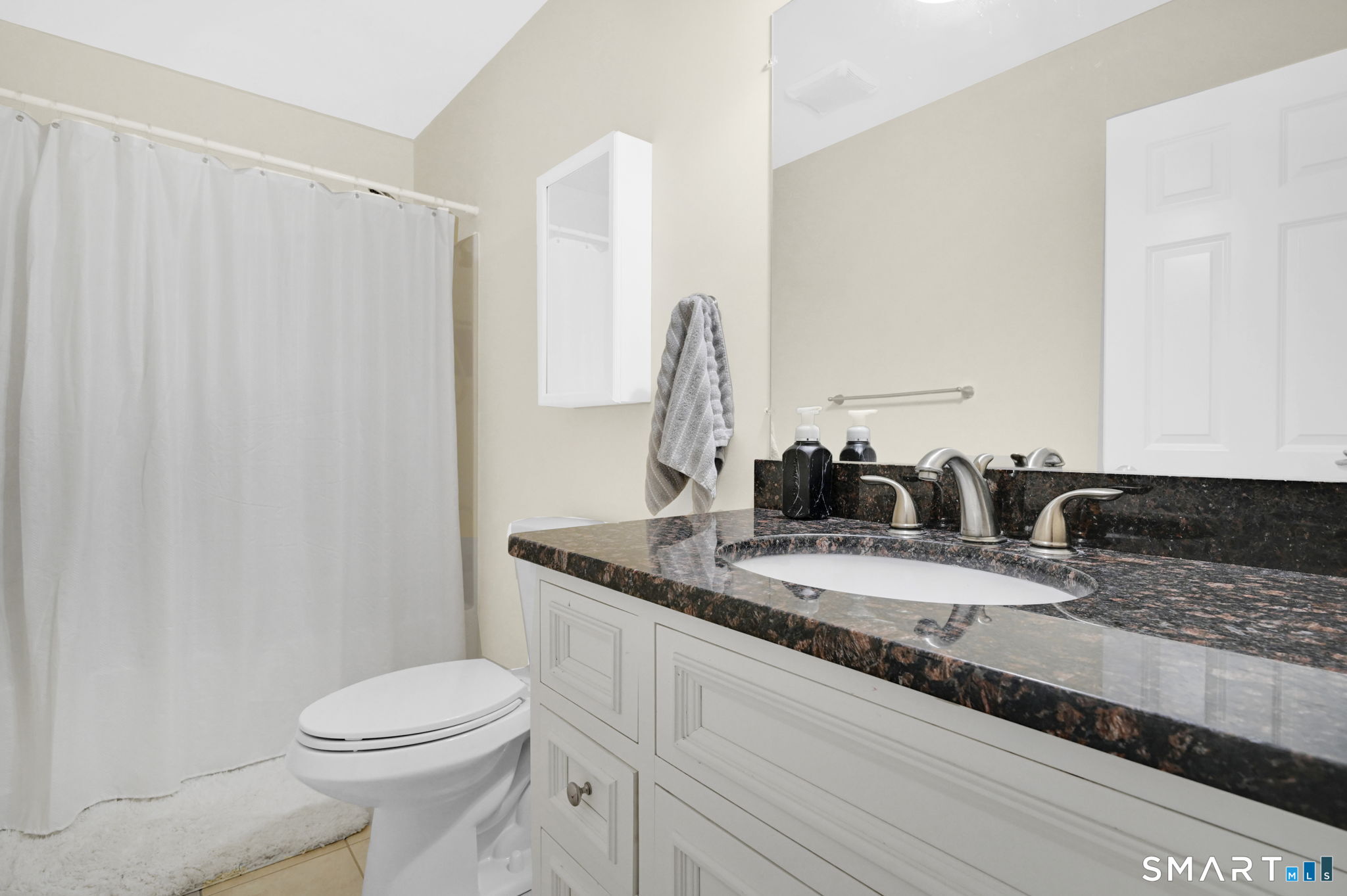2 Christopher Court Ellington CT 06029