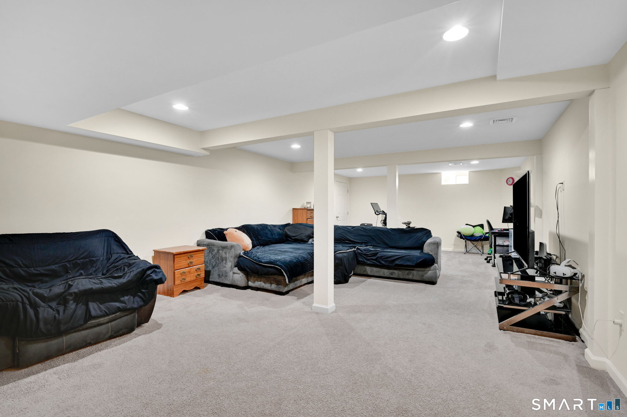 2 Christopher Court Ellington CT 06029