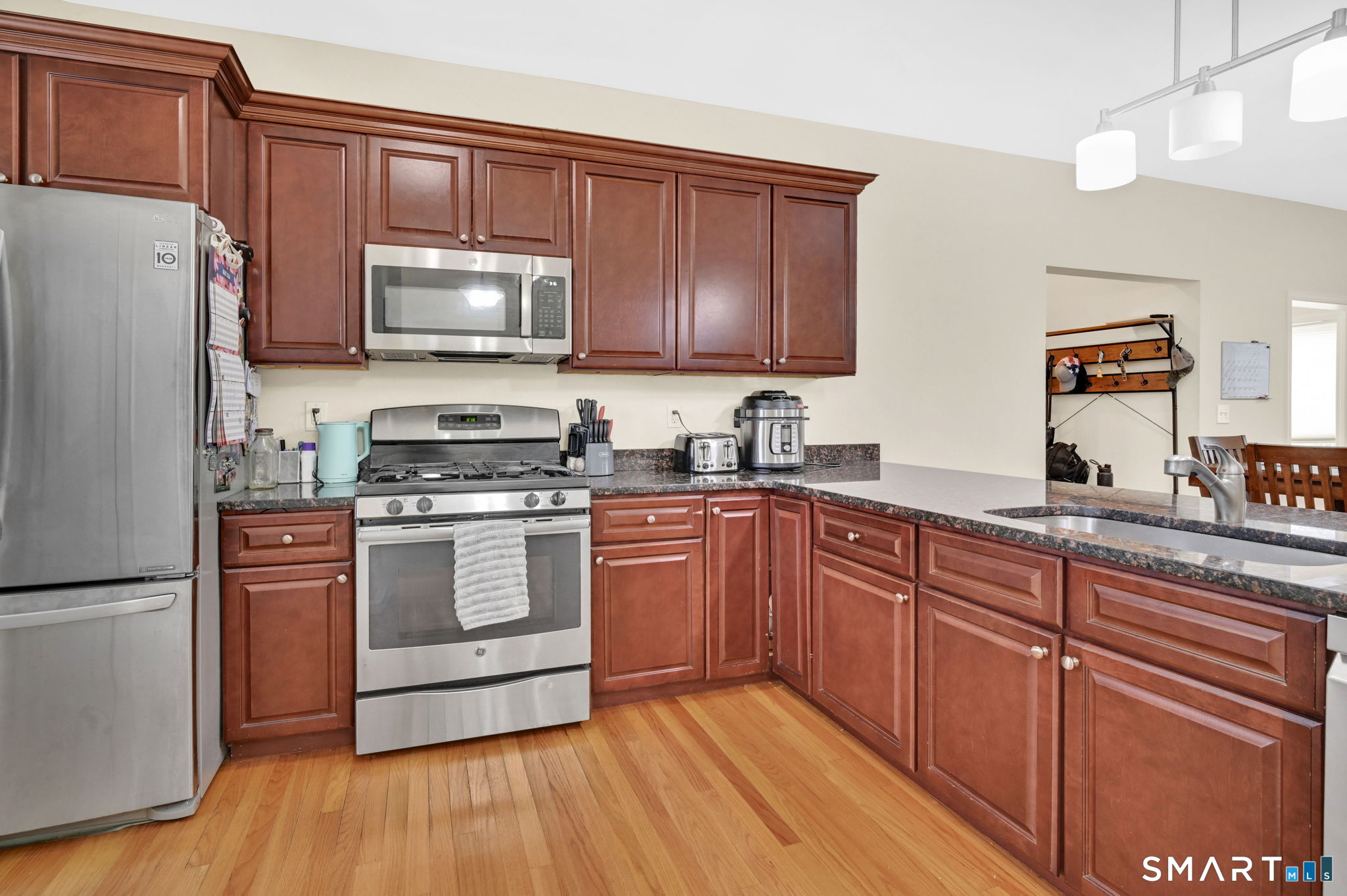 2 Christopher Court Ellington CT 06029