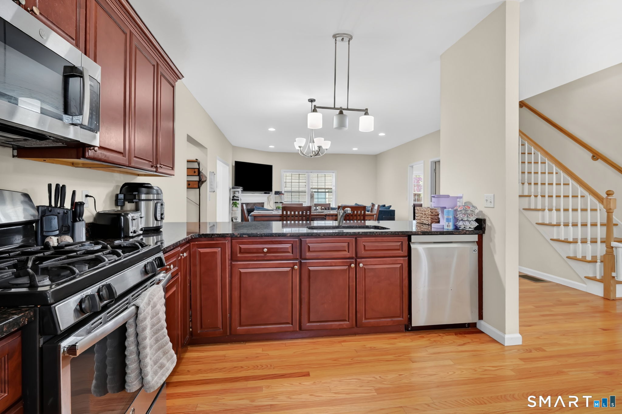 2 Christopher Court Ellington CT 06029