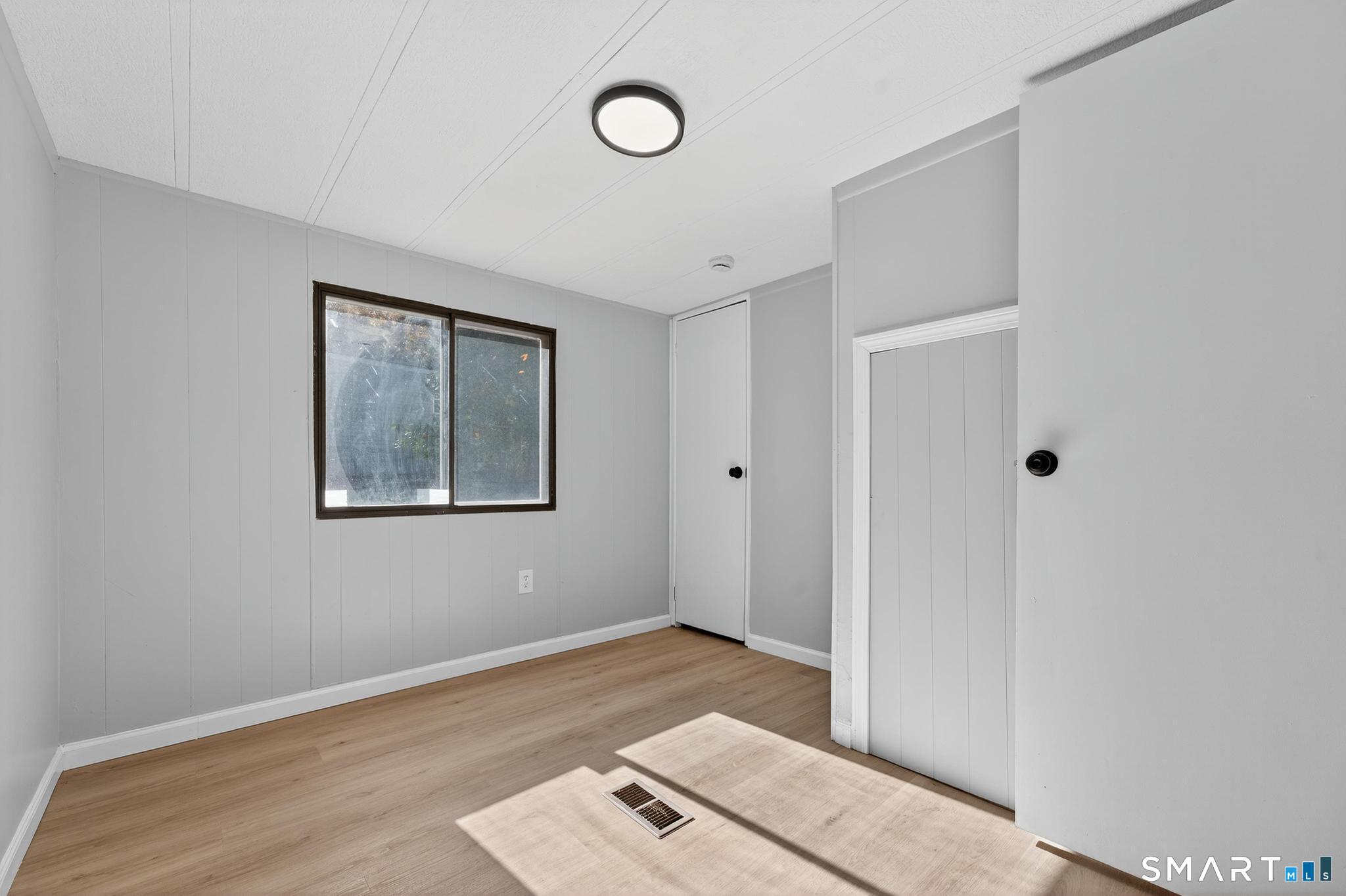 32 Nashua Street Norwich CT 06360
