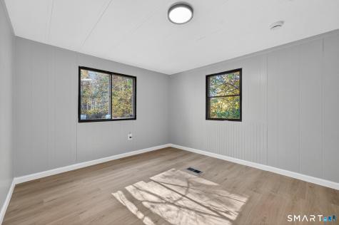 32 Nashua Street Norwich CT 06360