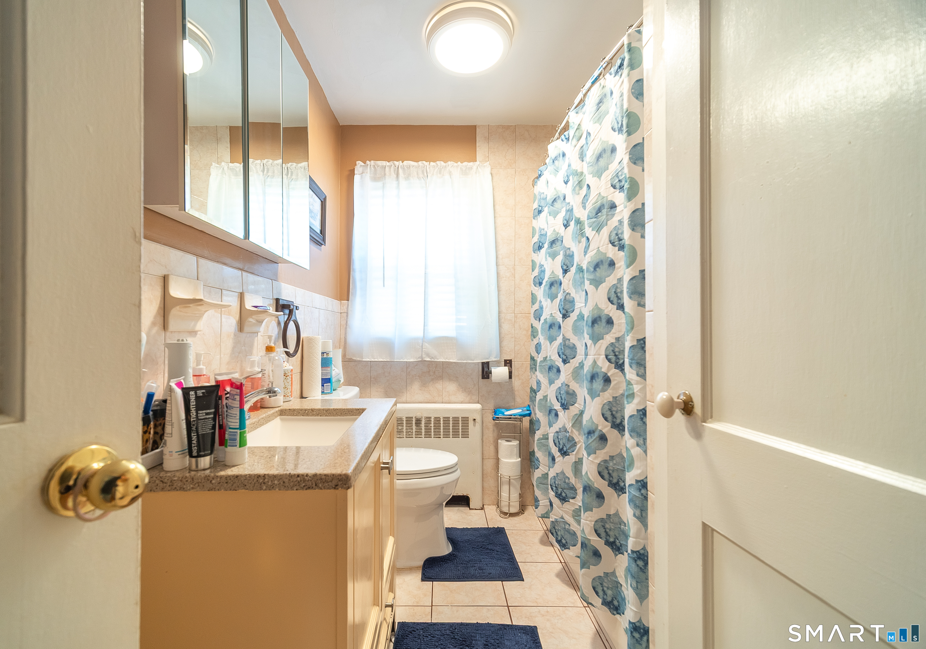 25 Oakwood Street Bridgeport CT 06606