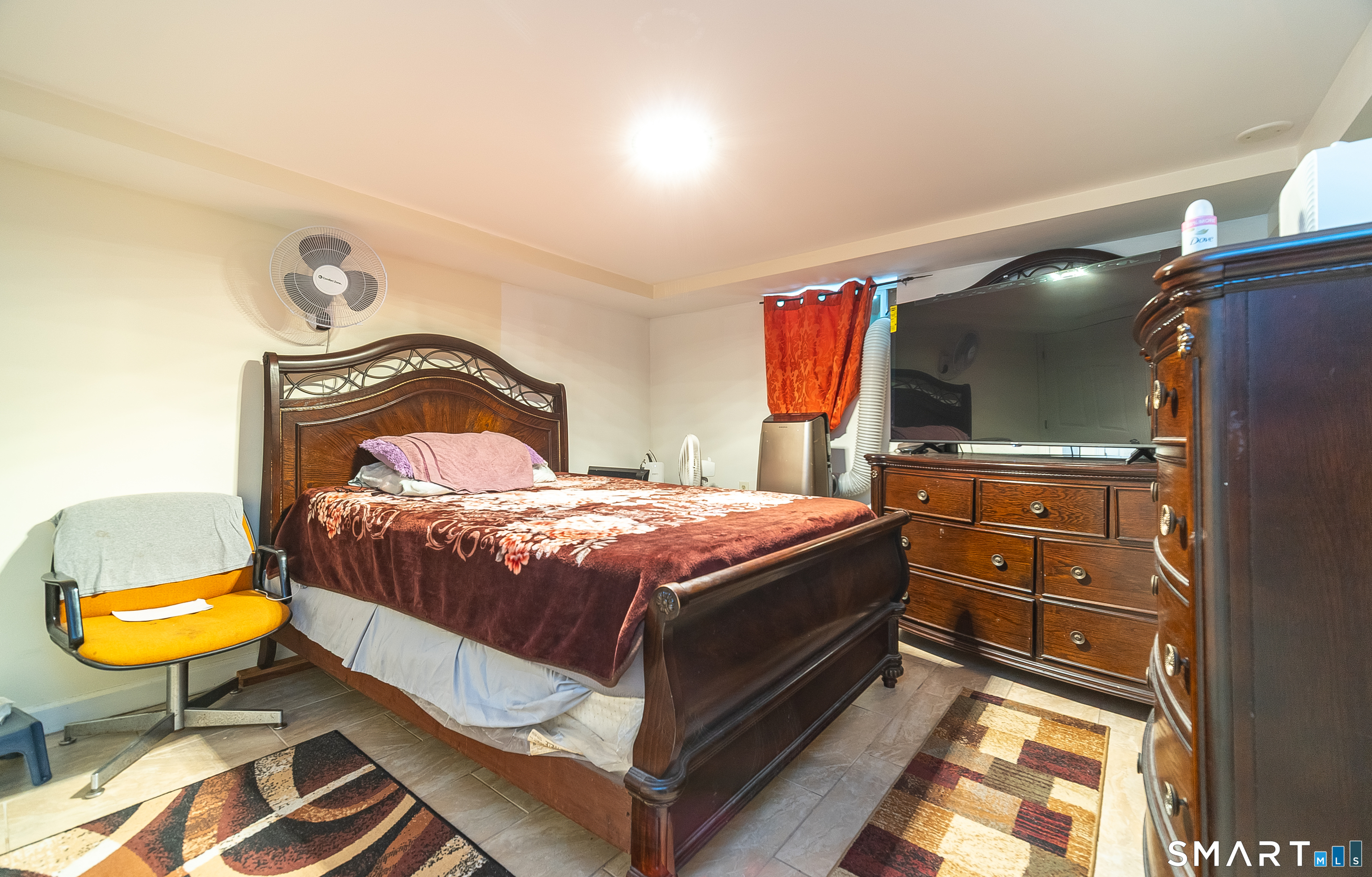 25 Oakwood Street Bridgeport CT 06606