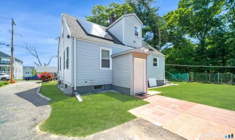 25 Oakwood Street Bridgeport CT 06606
