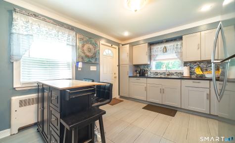 25 Oakwood Street Bridgeport CT 06606