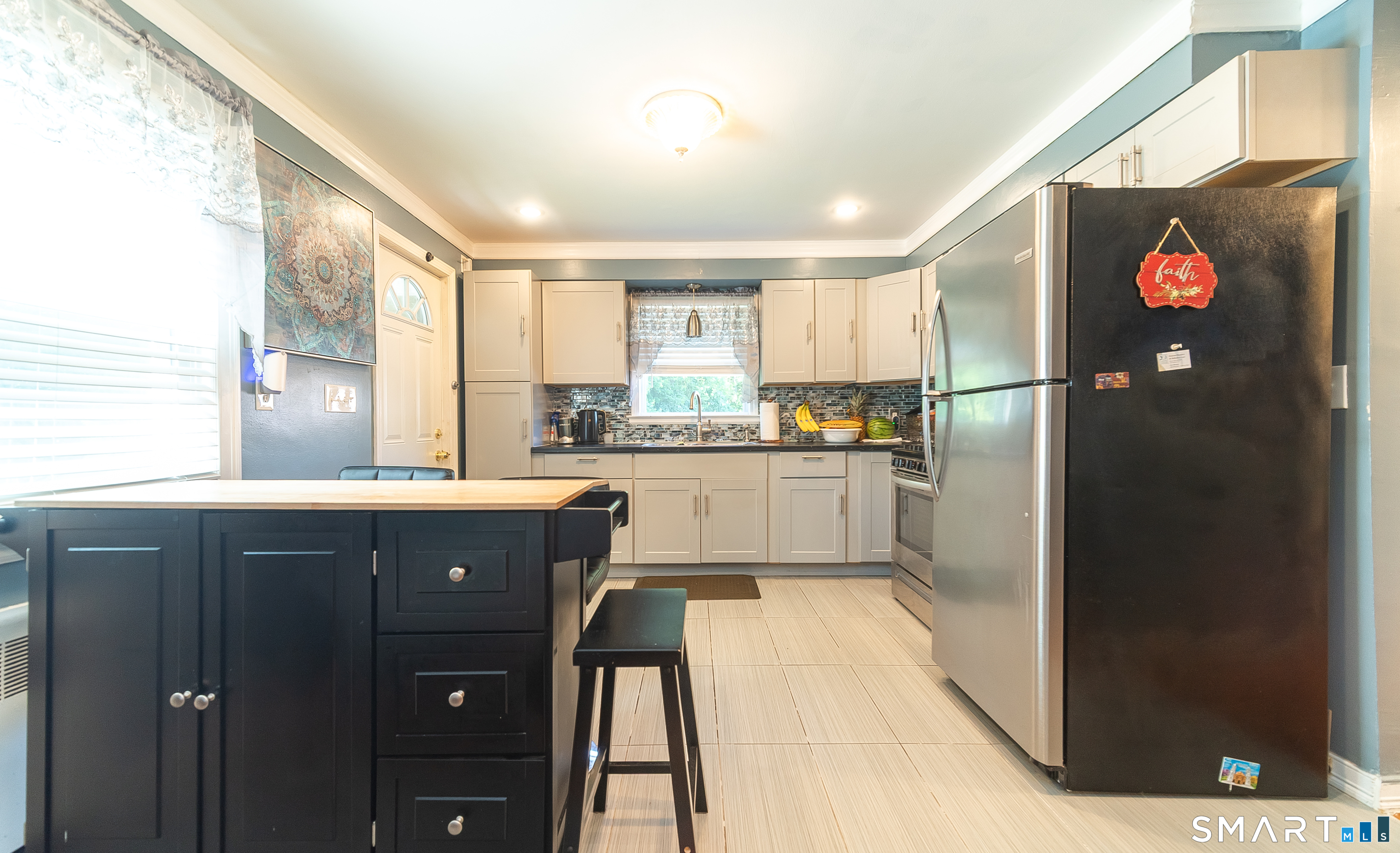 25 Oakwood Street Bridgeport CT 06606