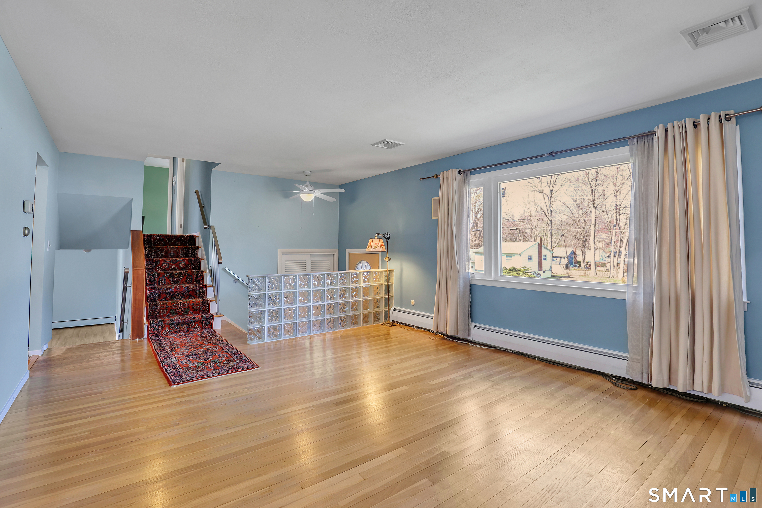 20 Hill Farm Road Bloomfield CT 06002